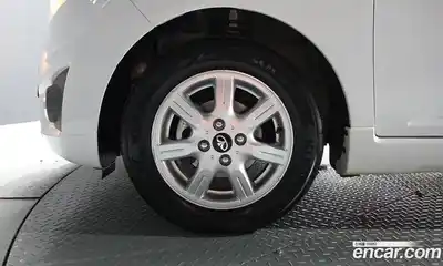 Chevrolet Spark 2012 1.0 автомат (гидро), миниатюра 5