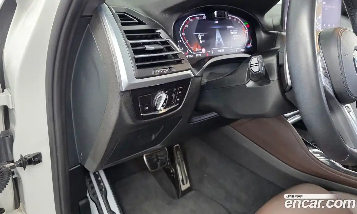 BMW X4 2023 2.0 автомат (гидро), фото 24