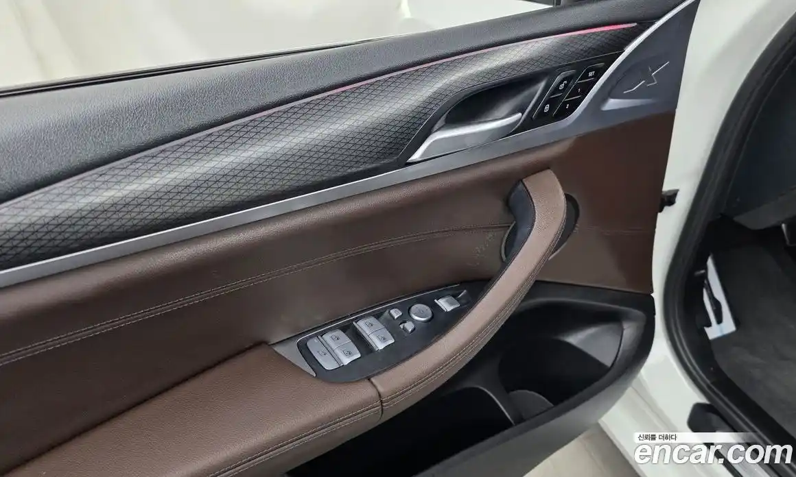 BMW X4 2023 2.0 автомат (гидро), фото 33