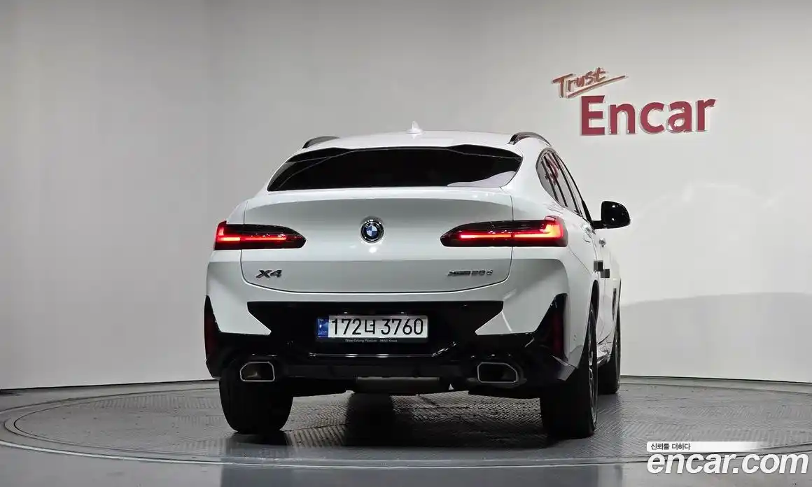 BMW X4 2023 2.0 автомат (гидро), фото 4