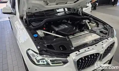 BMW X4 2023 2.0 автомат (гидро), миниатюра 6