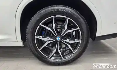 BMW X4 2023 2.0 автомат (гидро), миниатюра 7