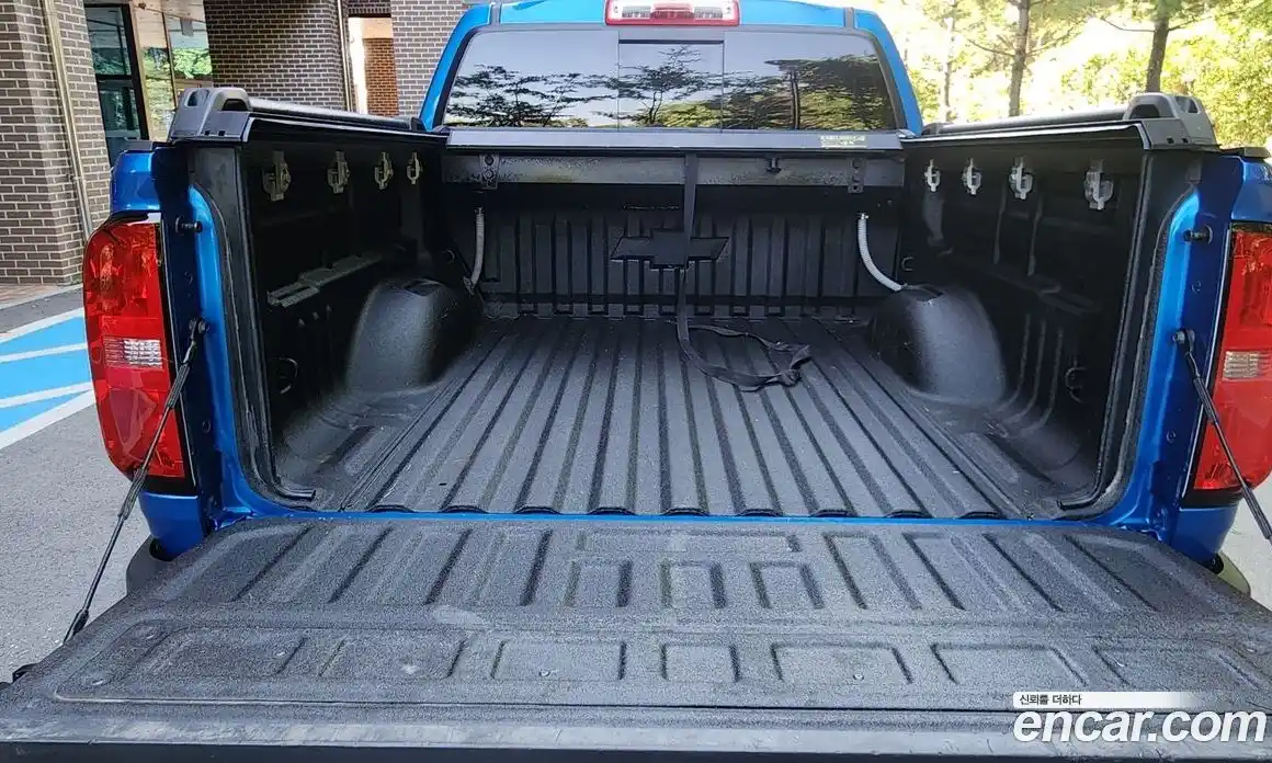 Chevrolet Colorado 2021 3.6 автомат (гидро), фото 16