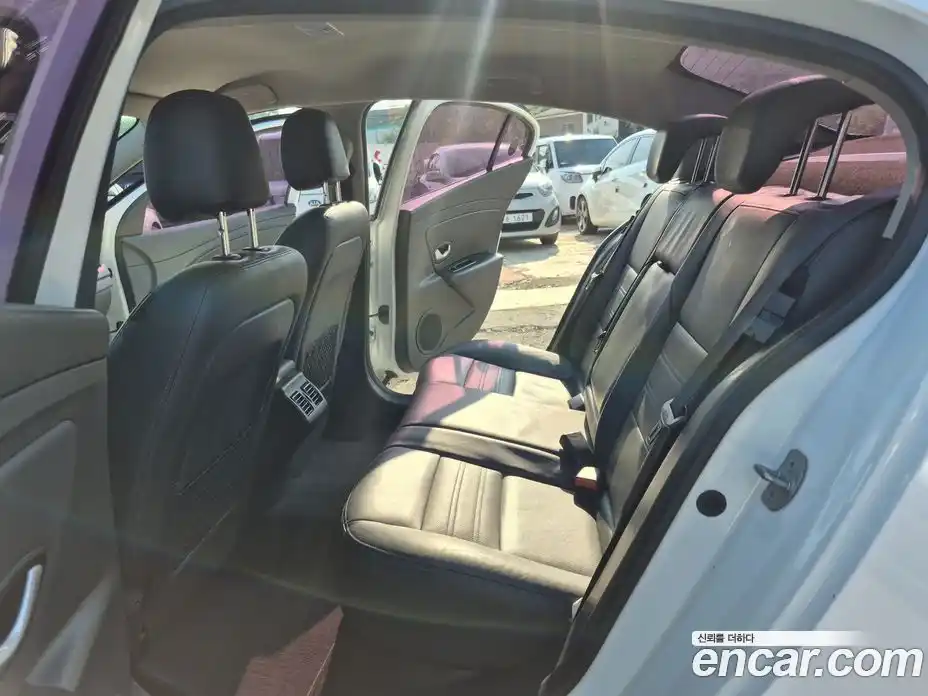 Renault SM3 2019 0.1 гидро, фото 13