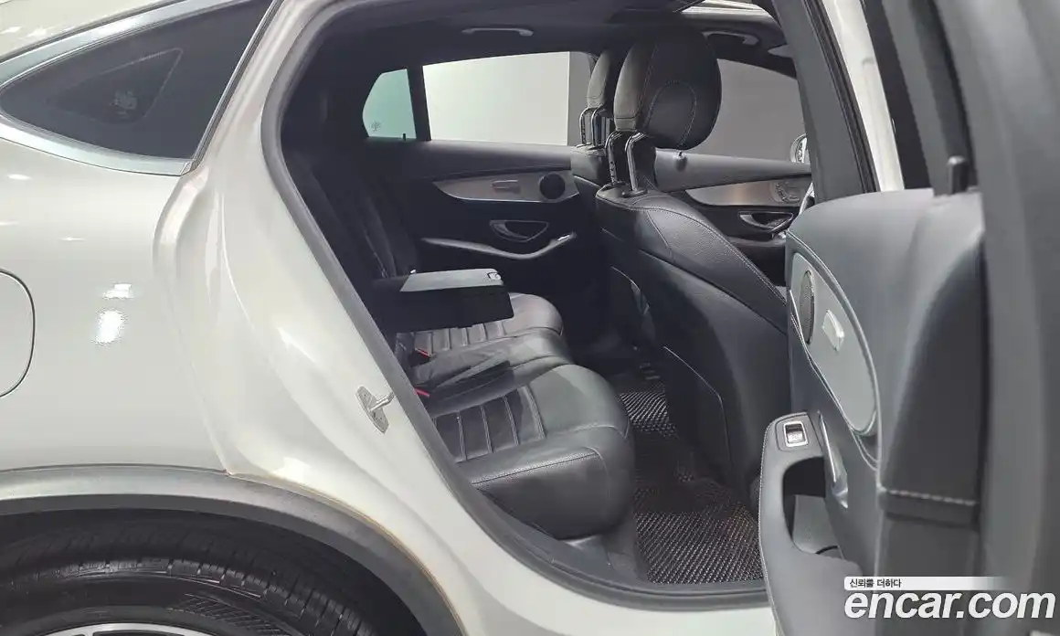 Mercedes-Benz GLC-Class 2017 2.1 гидро, фото 12 Mercedes-Benz GLC-Class 2017 2.1 гидро, фото 12