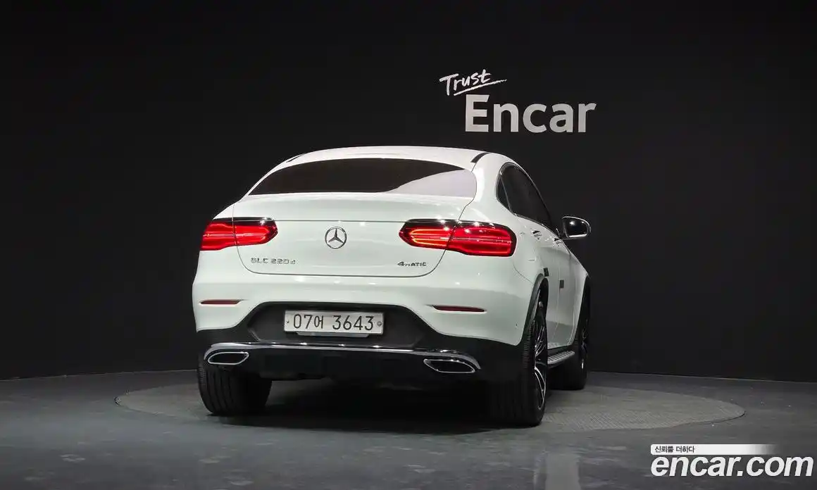 Mercedes-Benz GLC-Class 2017 2.1 гидро, фото 4 Mercedes-Benz GLC-Class 2017 2.1 гидро, фото 4