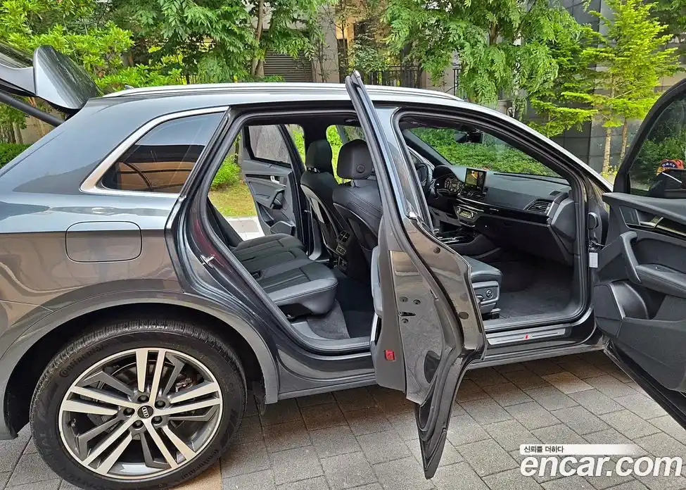Audi Q5 2021 2.0 автомат (гидро), фото 8