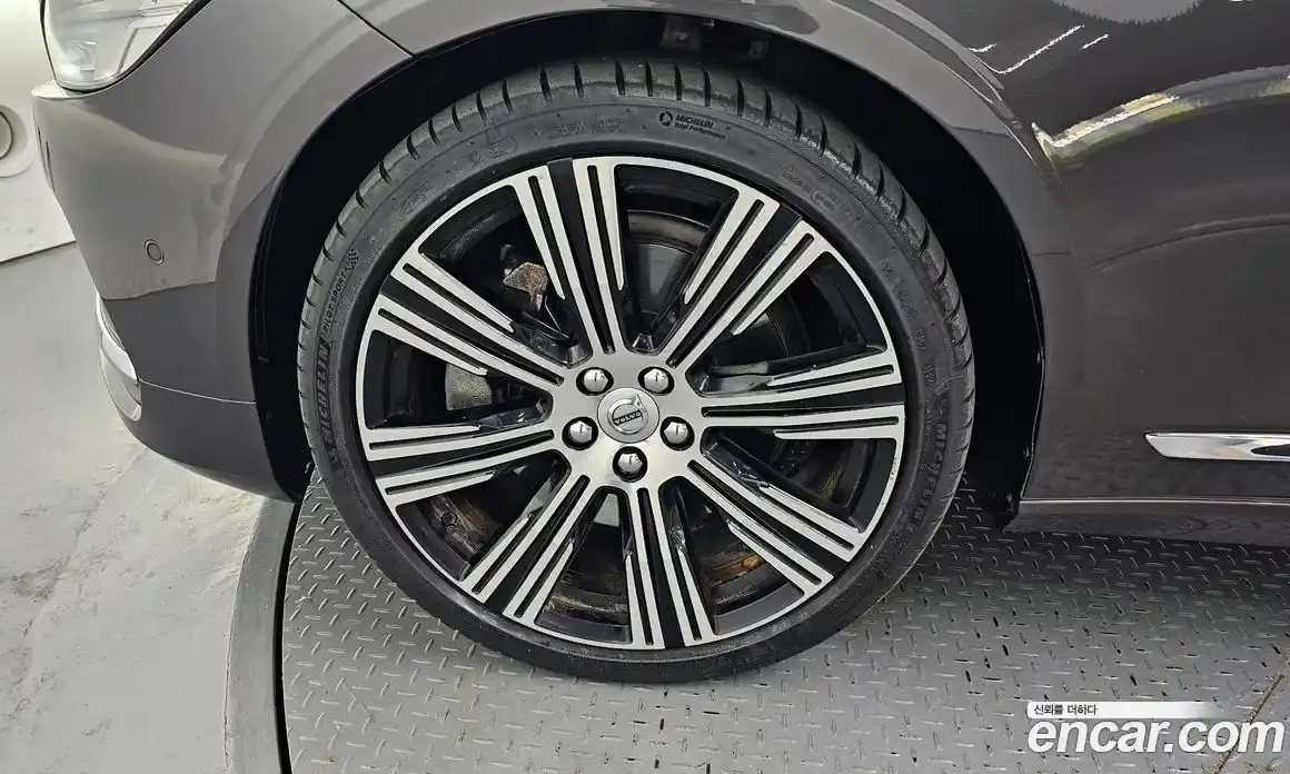 Volvo S90 2022 2.0 автомат (гидро), фото 5