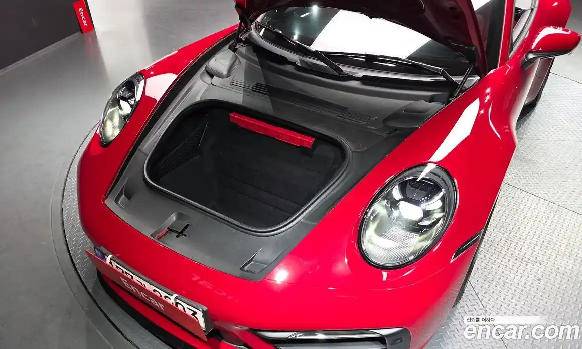Porsche 911 2022 3.0 автомат (гидро), фото 6