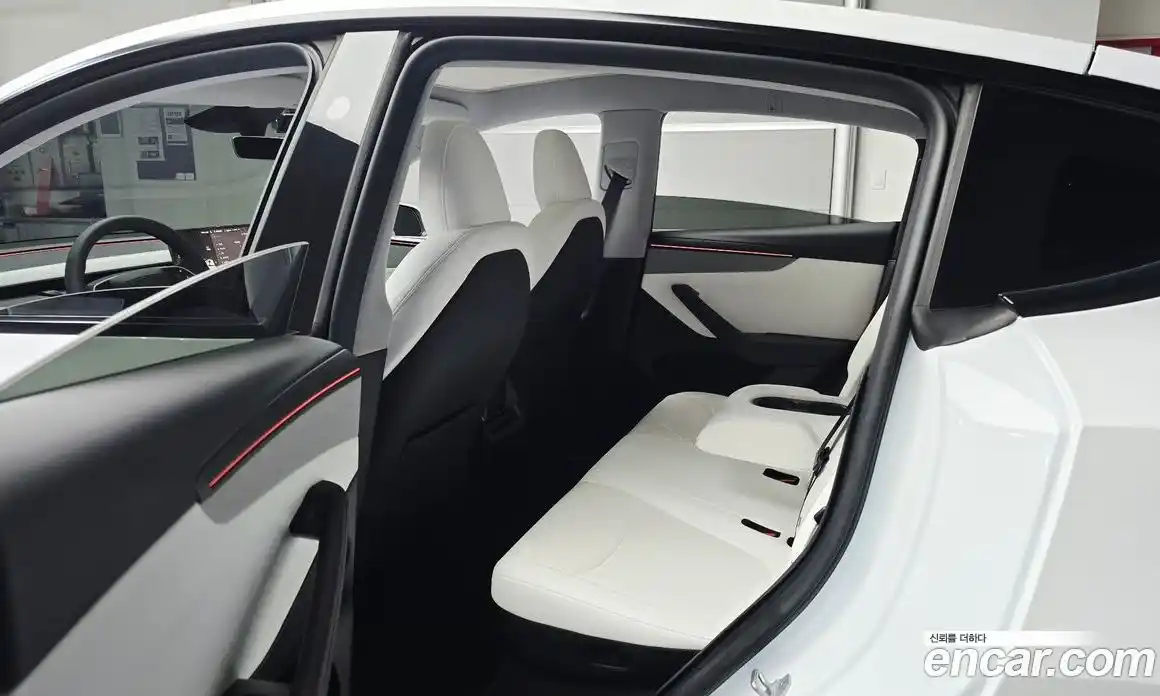 Tesla Model Y 2025 0.2 гидро, фото 17