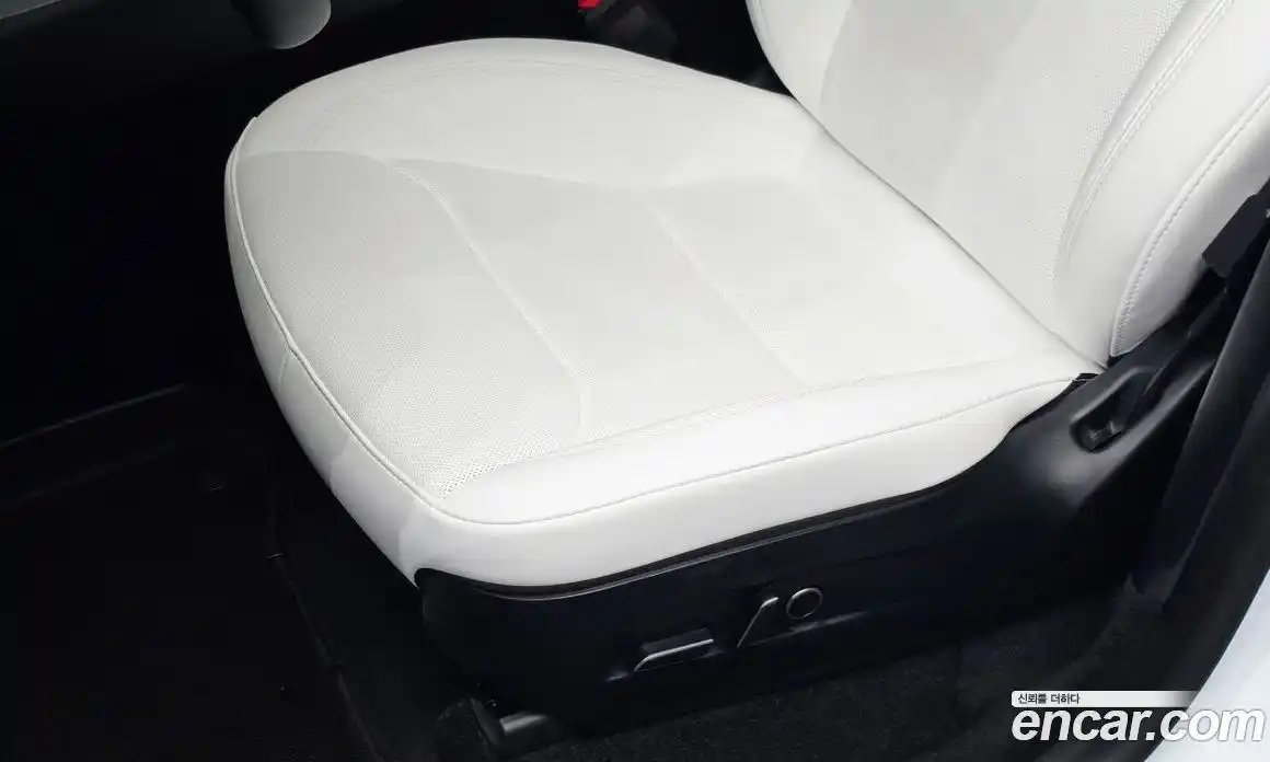 Tesla Model Y 2025 0.2 гидро, фото 29