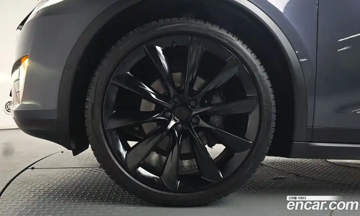 Tesla Model X 2020 0.3 гидро, фото 4