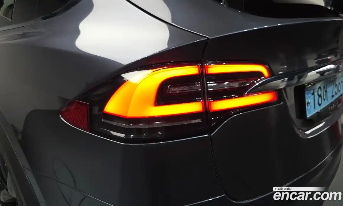 Tesla Model X 2020 0.3 гидро, фото 8