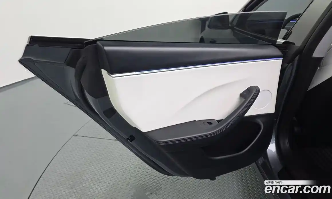 Tesla Model 3 2024 0.2 гидро, фото 15