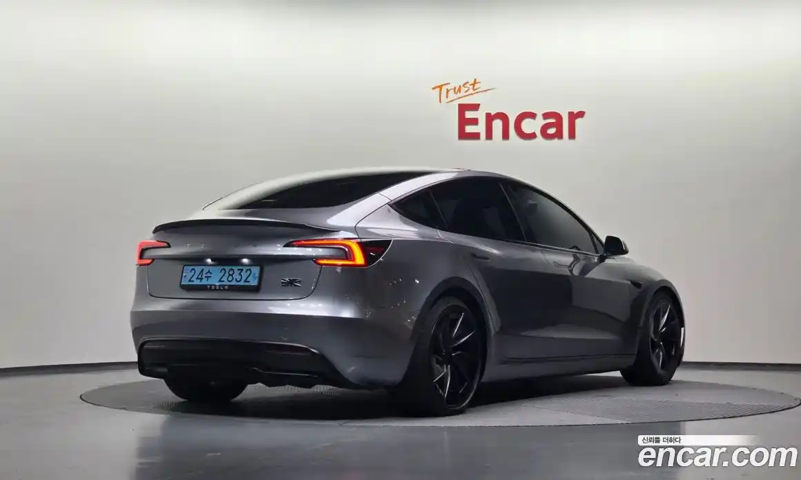 Tesla Model 3 2024 0.2 гидро, фото 2