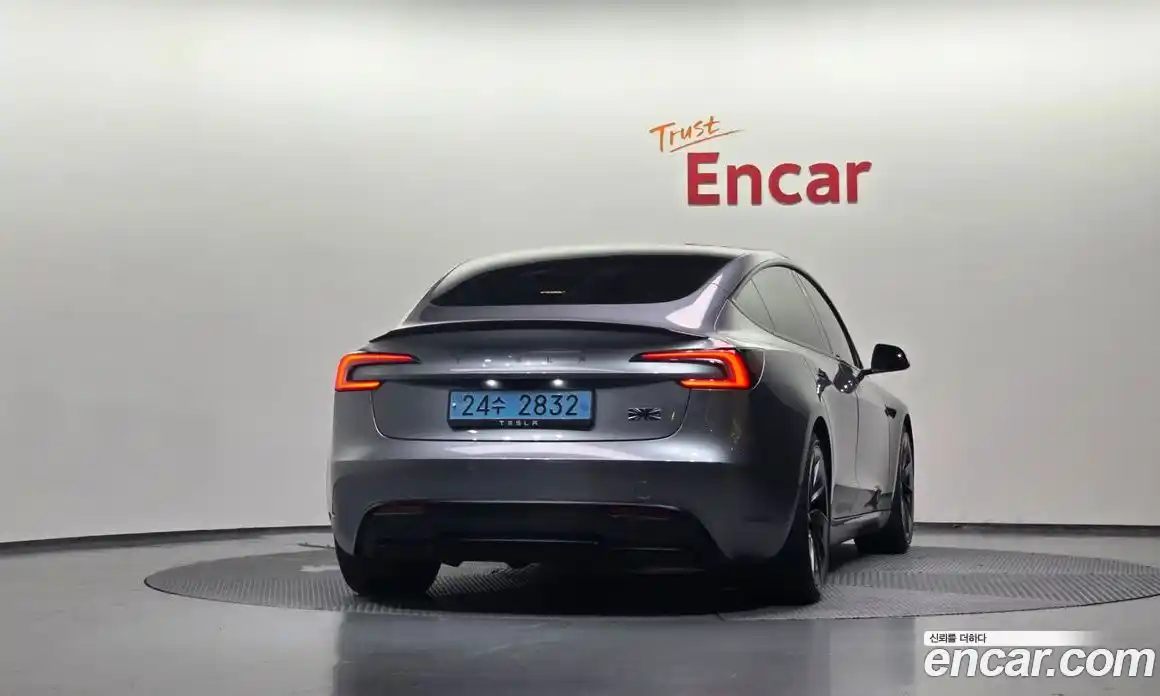 Tesla Model 3 2024 0.2 гидро, фото 4