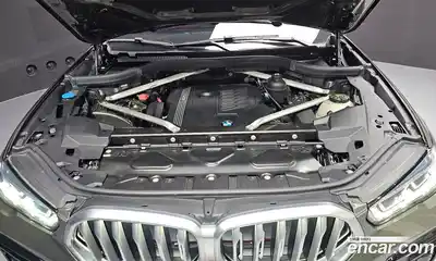 BMW X6 2021 3.0 автомат (гидро), миниатюра 6