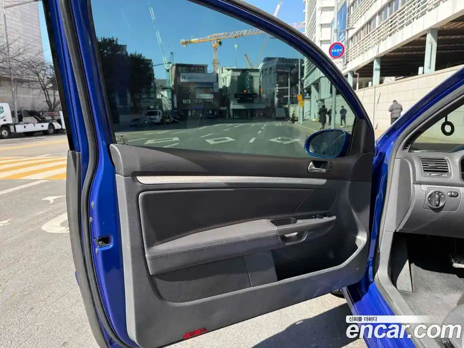 Volkswagen Golf 2008 3.2 автомат (гидро), фото 13