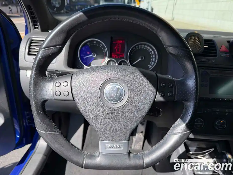 Volkswagen Golf 2008 3.2 автомат (гидро), фото 15