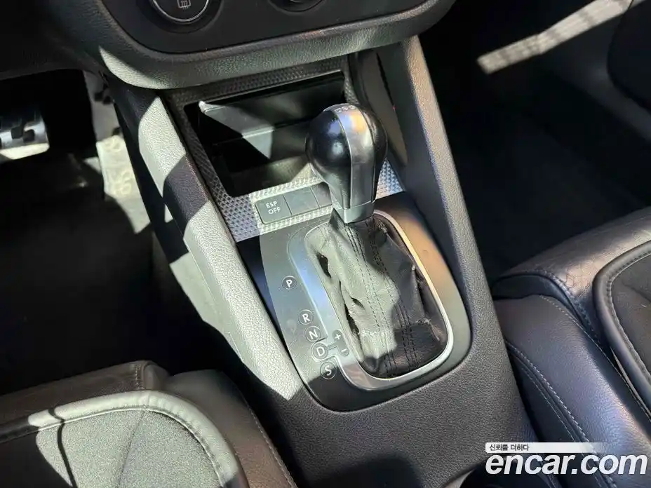 Volkswagen Golf 2008 3.2 автомат (гидро), фото 17