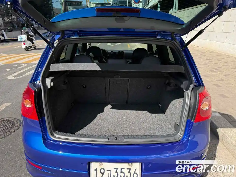 Volkswagen Golf 2008 3.2 автомат (гидро), фото 6