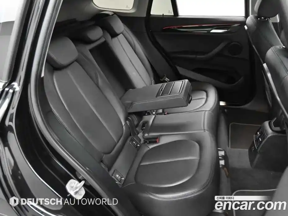 BMW X1 2022 2.0 автомат (гидро), фото 12