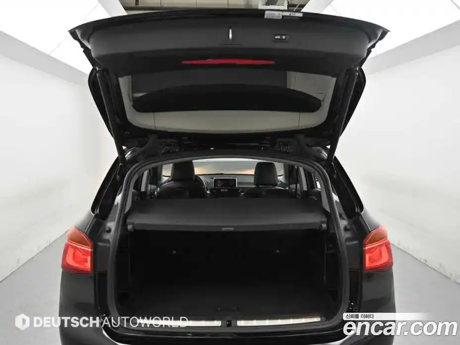 BMW X1 2022 2.0 автомат (гидро), фото 19