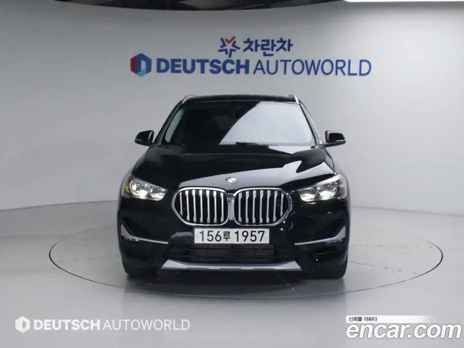 BMW X1 2022 2.0 автомат (гидро), фото 3