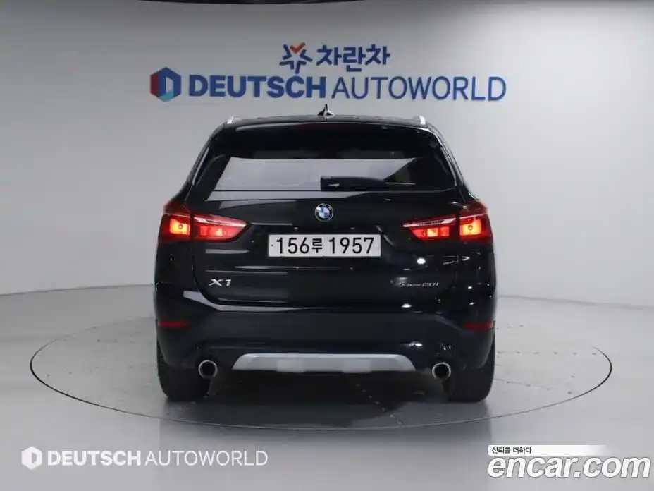 BMW X1 2022 2.0 автомат (гидро), фото 4