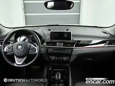 BMW X1 2022 2.0 автомат (гидро), миниатюра 7