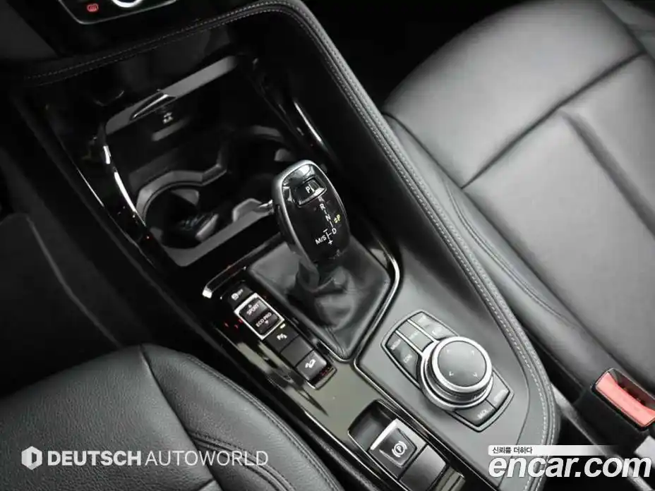BMW X1 2022 2.0 автомат (гидро), фото 9