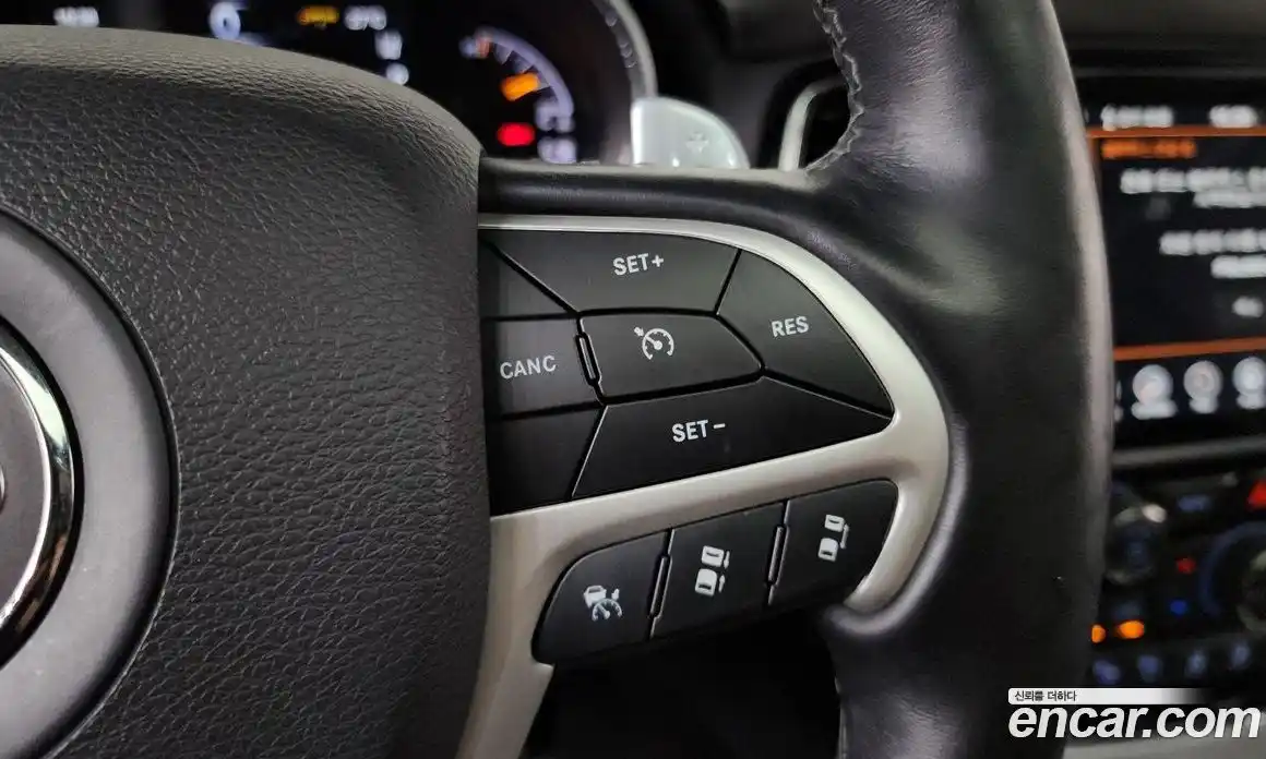 Jeep Cherokee 2021 3.6 автомат (гидро), фото 16