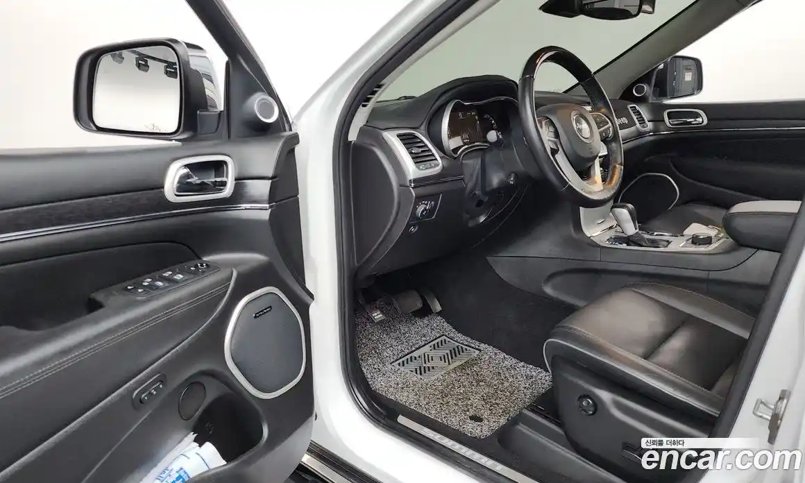 Jeep Cherokee 2021 3.6 автомат (гидро), фото 10