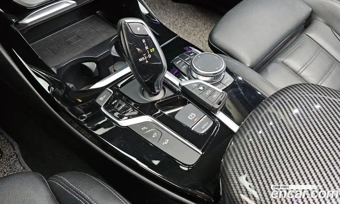 BMW X3 2018 2.0 автомат (гидро), фото 12