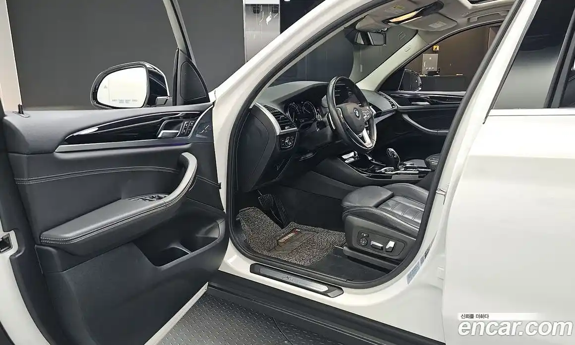 BMW X3 2018 2.0 автомат (гидро), фото 13