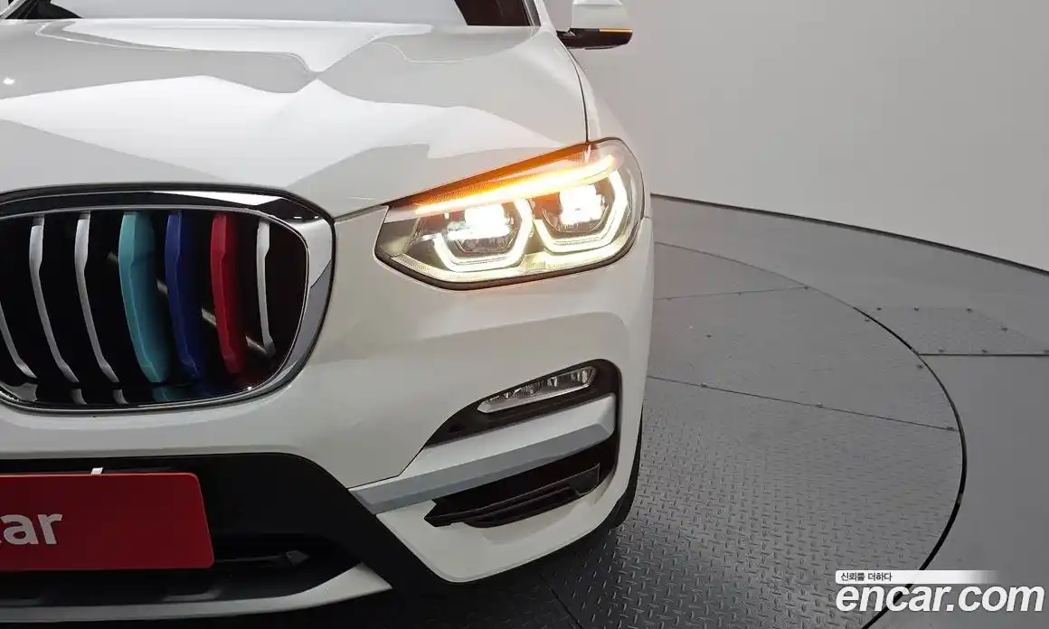 BMW X3 2018 2.0 автомат (гидро), фото 8