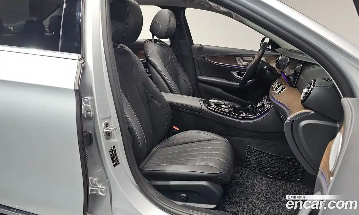 Mercedes-Benz E-Class 2020 2.0 автомат (гидро), фото 18