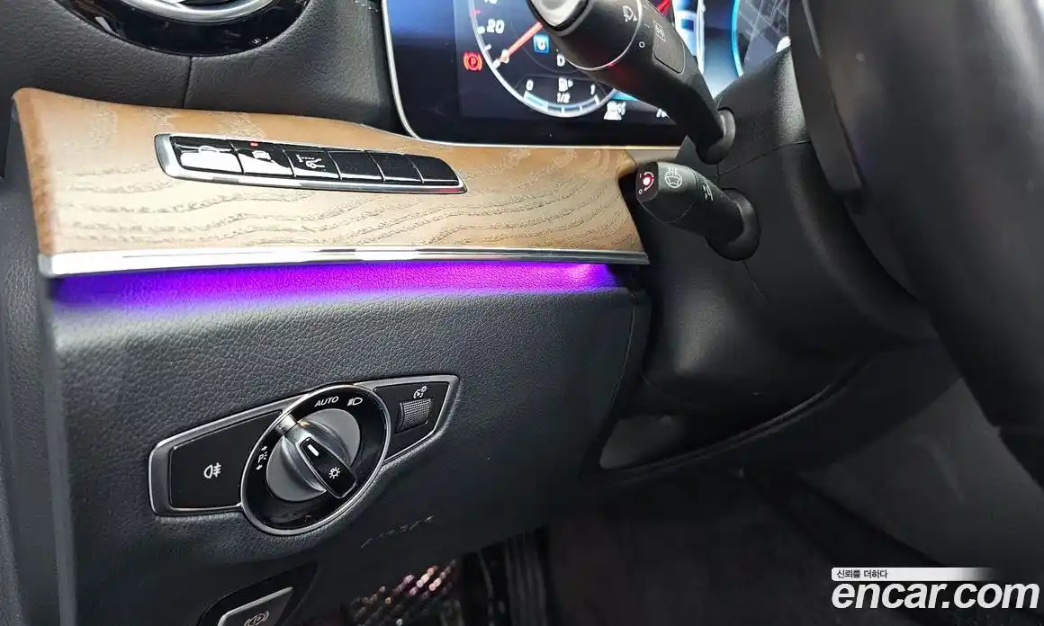 Mercedes-Benz E-Class 2020 2.0 автомат (гидро), фото 25