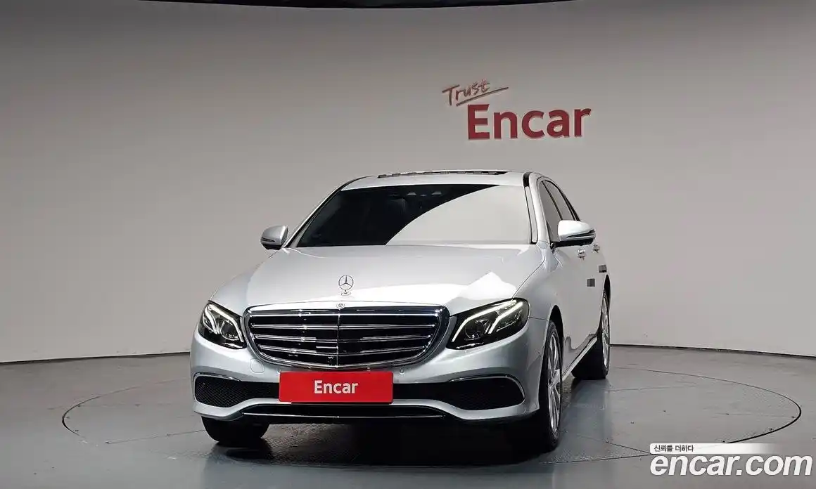 Mercedes-Benz E-Class 2020 2.0 автомат (гидро), фото 3