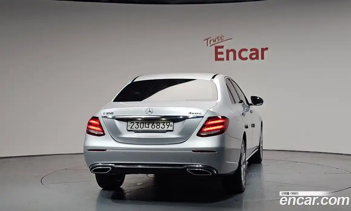Mercedes-Benz E-Class 2020 2.0 автомат (гидро), фото 4