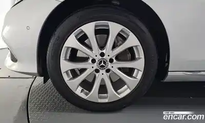 Mercedes-Benz E-Class 2020 2.0 автомат (гидро), миниатюра 5