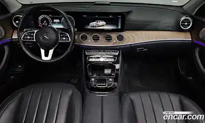 Mercedes-Benz E-Class 2020 2.0 автомат (гидро), миниатюра 10