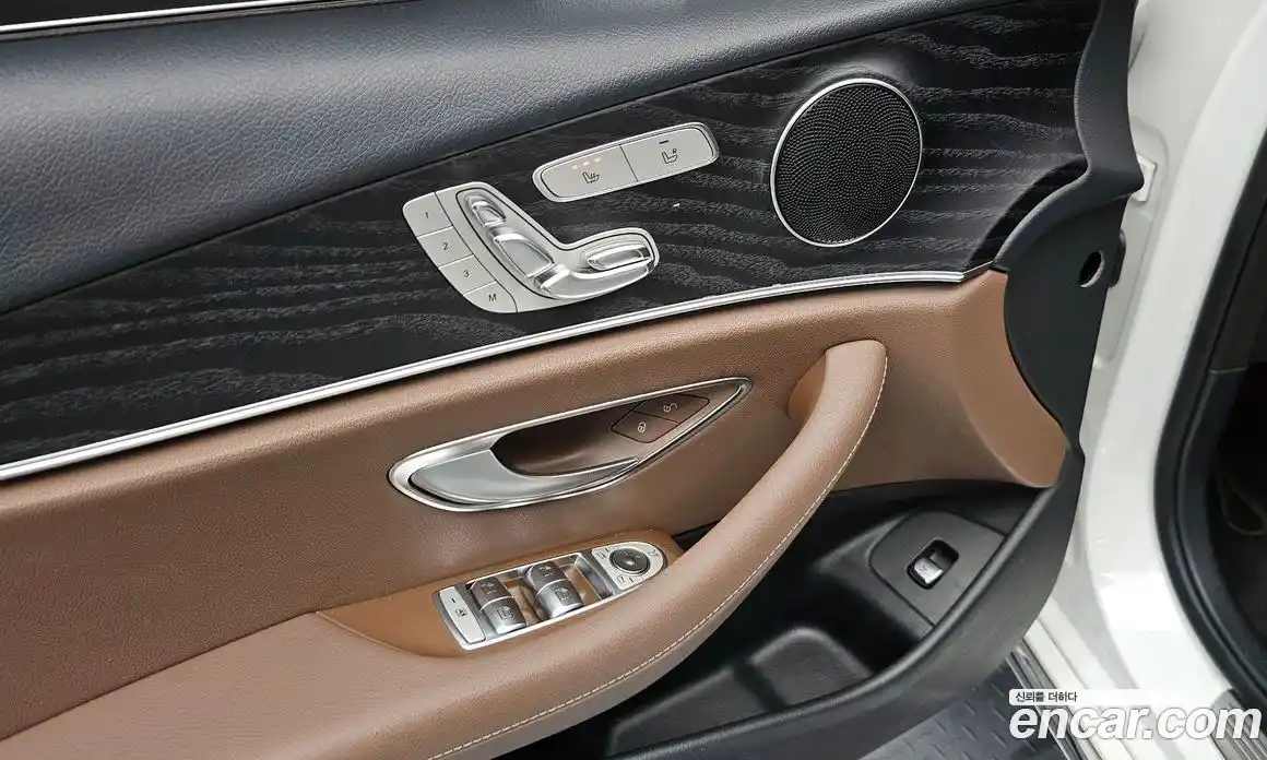 Mercedes-Benz E-Class 2017 1.9 автомат (гидро), фото 16