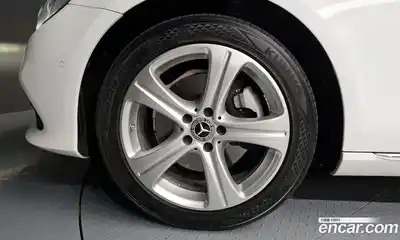 Mercedes-Benz E-Class 2017 1.9 автомат (гидро), миниатюра 5