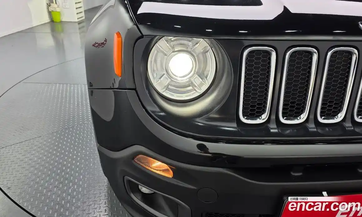 Jeep Renegade 2018 2.4 автомат (гидро), фото 8