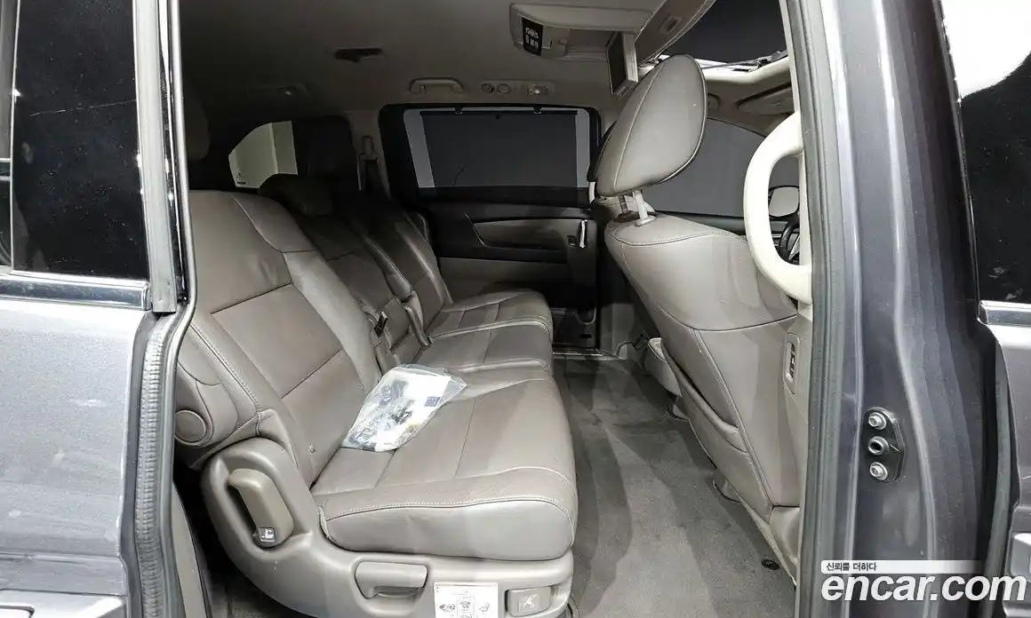 Honda Odyssey 2016 3.5 автомат (гидро), фото 12