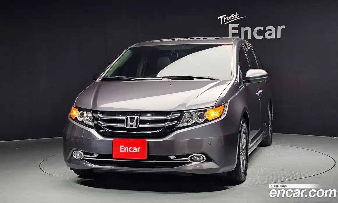Honda Odyssey 2016 3.5 автомат (гидро), фото 3