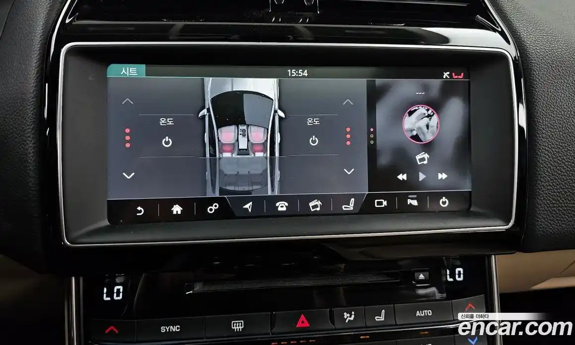 Jaguar XE 2017 2.0 гидро, фото 23