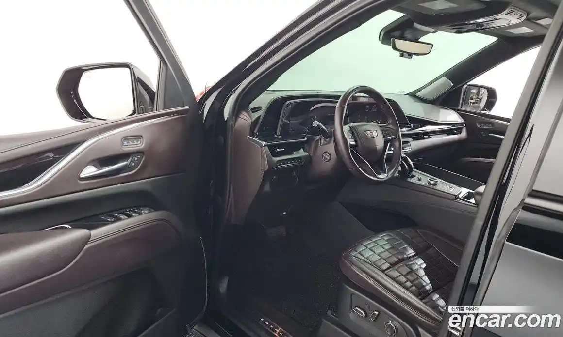 Cadillac Escalade 2023 6.2 гидро, фото 13