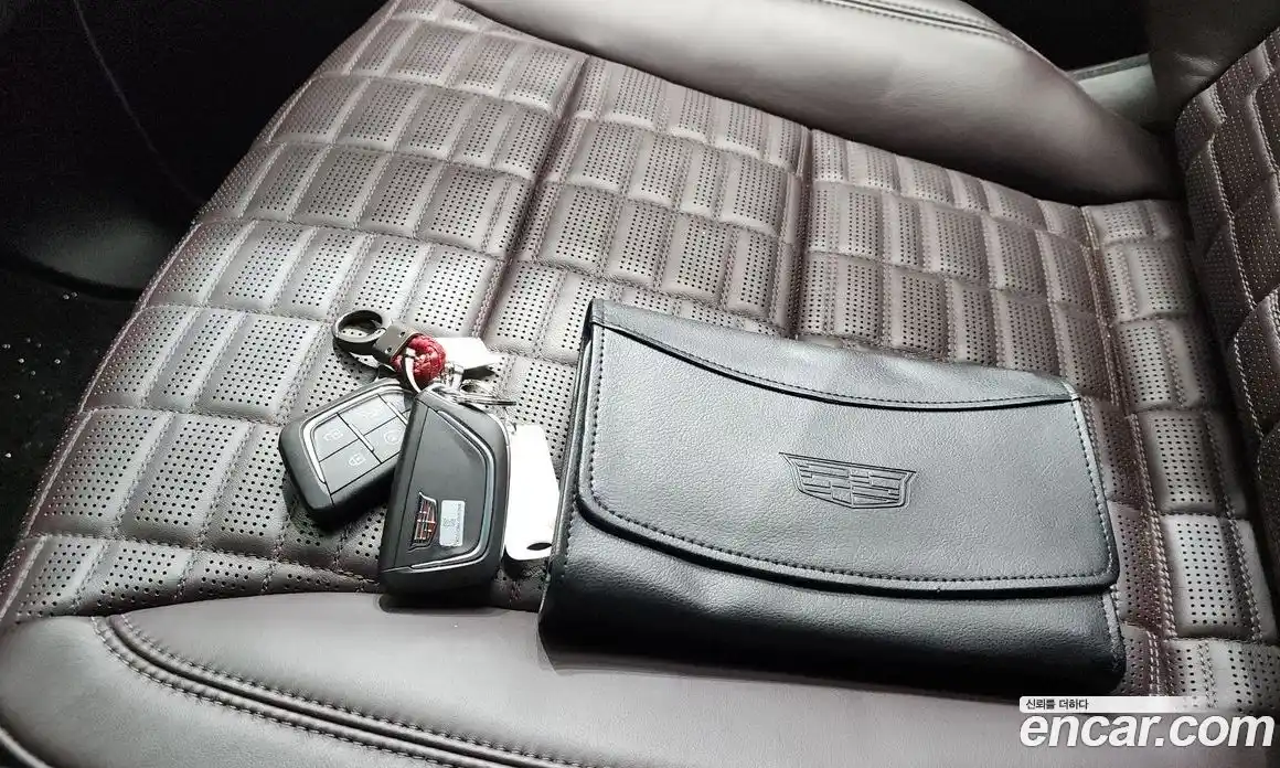 Cadillac Escalade 2023 6.2 гидро, фото 21